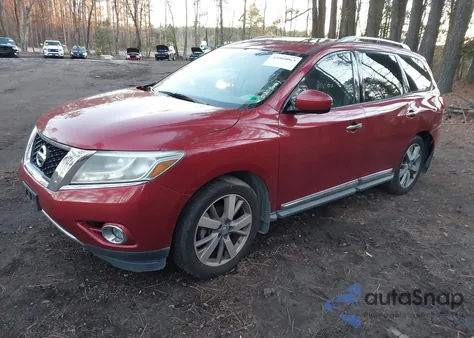 2015 Nissan Pathfinder Platinum z USA, uszkodzony, nr VIN 5N1AR2MN3FC688641